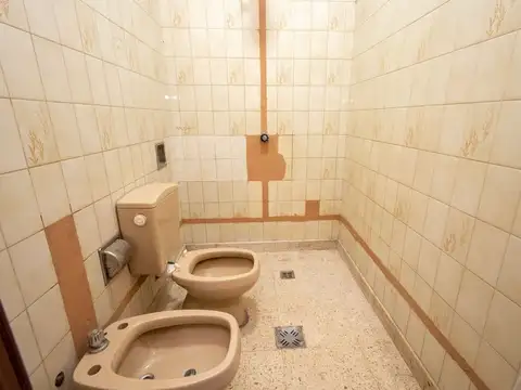 Casa con galpón apto crédito en B° Santa Rita