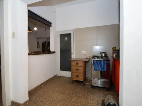 Casa 3 ambientes con 2 baños
