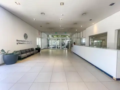 Oficina en Alquiler en Parque Patricios, USD 14