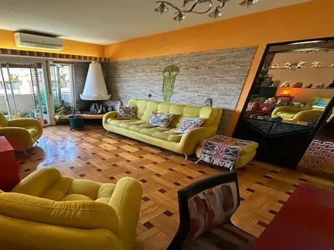 Departamento de 5 ambientes en Venta en Villa crespo