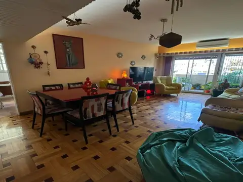 Departamento en Venta de 5 ambientes