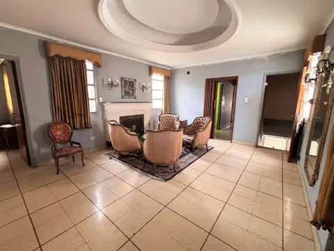 Casa PH en venta. La Plata