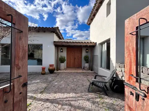 Casa en Alquiler en Santa María del Tigre, USD 2.400