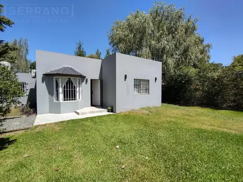 NOE. Venta. Casa 3 Ambientes. Lote 760 M2. Barrio Parque Sakura.