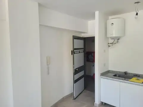 Monoambiente al C/Frente muy luminoso 32m2