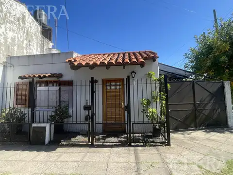 Venta PH 3 ambientes con patio en Quilmes Oeste