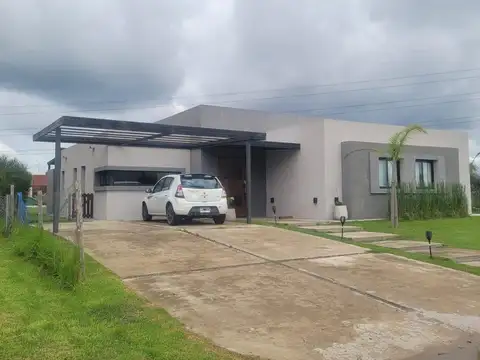 Venta Casa - Club de Campo Manuel Belgrano / Ing. Maschwitz