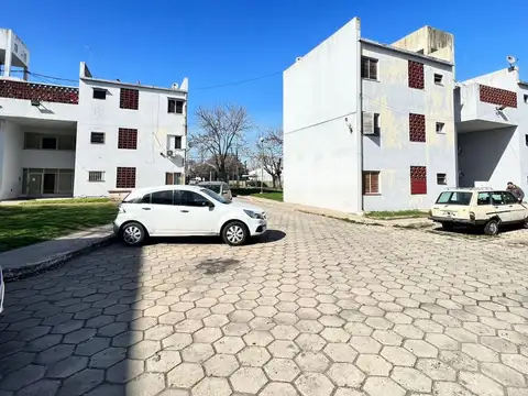 CNEL MOLINEDO 1700, Piso 1