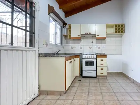 Casa en Alquiler en Carapachay, $ 1.500.000
