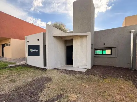 casa en villa catalina