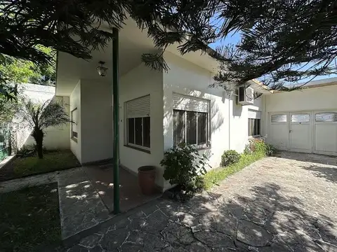 Casa en Temperley a pasos de Pasco