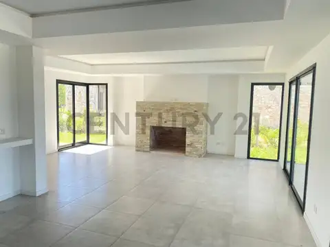 Casa en Venta 1 año