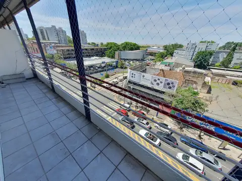 avenida libertador  al 800