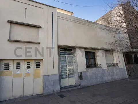 Venta Casa Estilo 5 Amb - Pza Mxo Paz - Apto destino Comercial ò Desarrollo inmobiliario