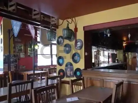 MONTEVIDEO 100, Piso 0