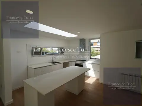 Casa en Alquiler al Sur