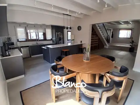 Casa en Venta al Este