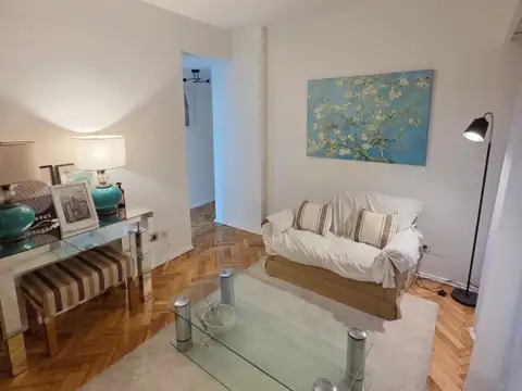 Montevideo 1900, Piso 5