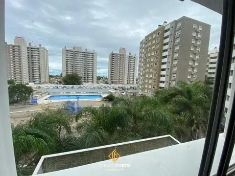 Av Colon 4900, Piso 3