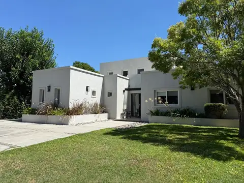 Casa  en Venta en Saint Matthew´s, Pilar, G.B.A. Zona Norte