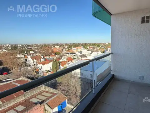 Departamento en Alquiler con 1 cocheras