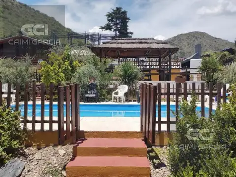 HERMOSO COMPLEJO DE CABAÑAS CON 47 PLAZAS  Y 20 AÑOS DE TRAYECTORIA