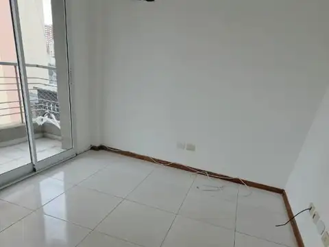 Departamento en Alquiler en Remedios de Escalada, $ 600.000