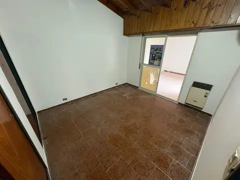 Depto Tipo Casa en Alquiler de 2 dormitorios