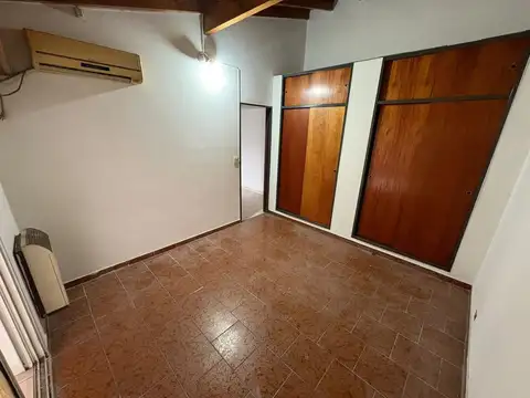 Depto Tipo Casa en Alquiler en Villa Saenz Peña, $ 800.000