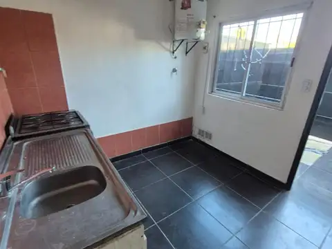 Tacuari 300