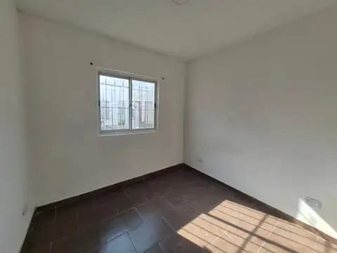 Departamento en Alquiler en Merlo, $ 350.000