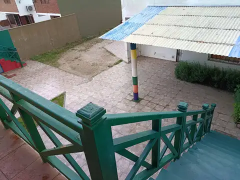 Depto Tipo Casa en Venta con 1 cocheras