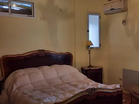 Casa en Venta con 4 cocheras