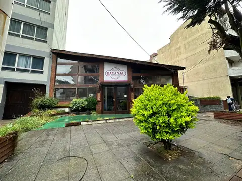 Local en Venta Via Púb.