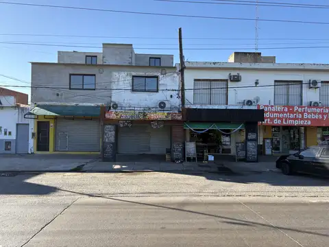 Avenida 6 De Julio 1400, Piso 1