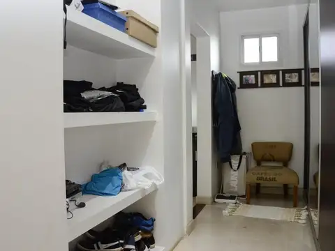 Casa 5 ambientes con 4 baños