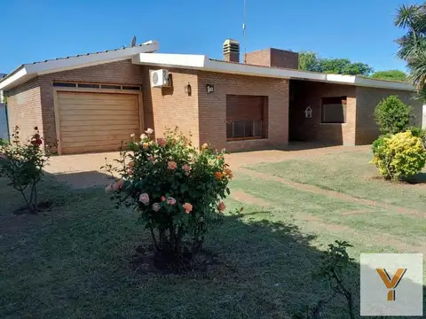 Casa en venta  3 Dormitorios 1 Baño - Cochera - 670Mts2 - San Antonio, Córdoba