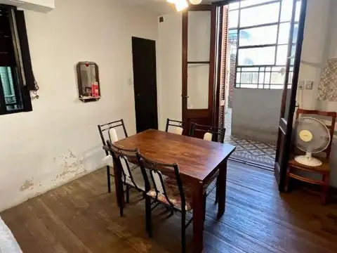 Depto Tipo Casa 5 ambientes con 1 baño