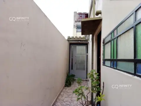 Depto Tipo Casa en Venta de 4 dormitorios