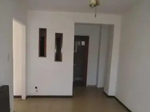 Departamento de 2 ambientes en Ramos Mejia