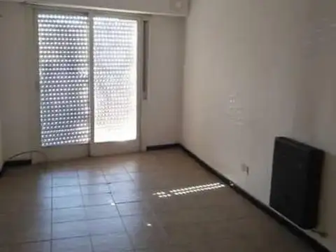 Departamento de 2 ambientes en Ramos Mejia