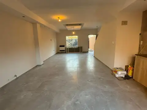 Casa en Alquiler en Los Polvorines, $ 1.500.000