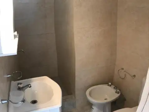 Departamento en Alquiler en Villa Raffo, $ 500.000