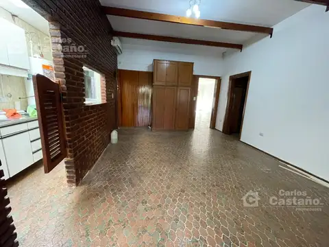 Casa en Alquiler 50 años