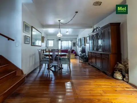 Casa 4 ambientes con 3 baños