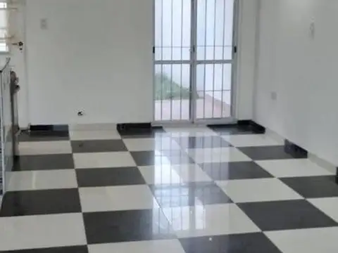 Depto Tipo Casa en Venta de 2 ambientes