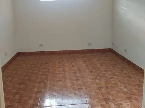 Depto Tipo Casa en Alquiler de 3 ambientes