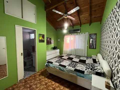 Depto Tipo Casa en Venta de 5 ambientes