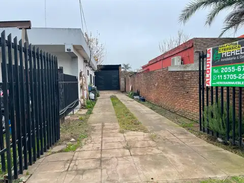Galpon en Alquiler en Virrey del Pino, $ 600.000