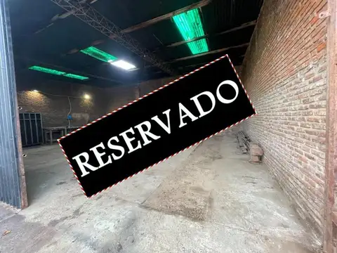   RESERVADO   GALPON 100 M2 C/TRIF, FDO C/ENTR VEHICULO